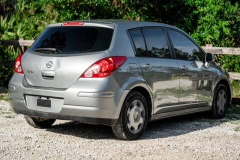 2012 Nissan Versa 1.8 S