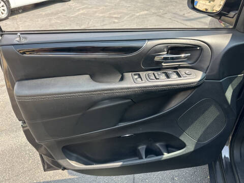 2017 Dodge Grand Caravan SXT