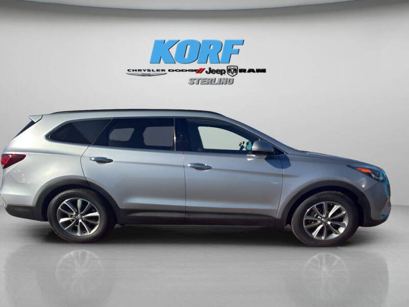 2018 Hyundai Santa Fe SE