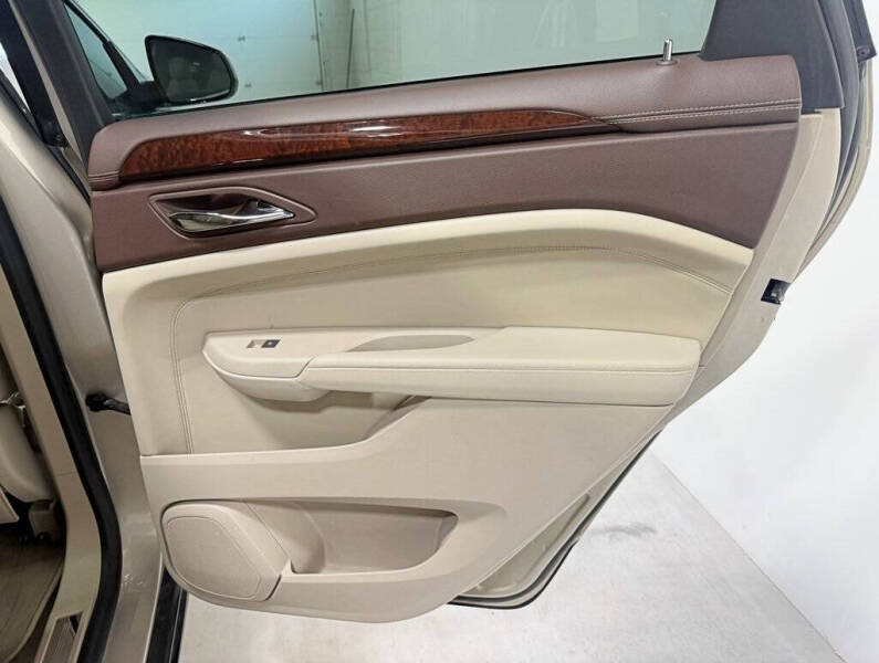 2010 Cadillac SRX Luxury Collection