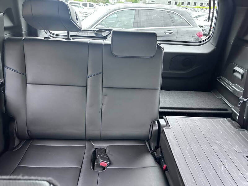 2024 Toyota Sequoia Platinum