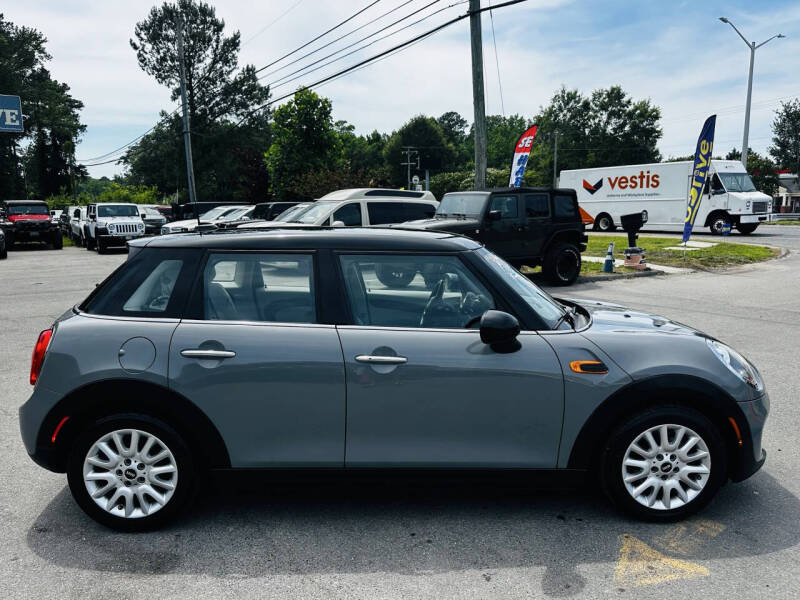 2015 MINI Hardtop 4 Door Cooper