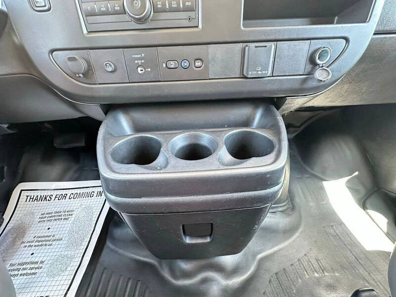 2023 GMC Savana 2500