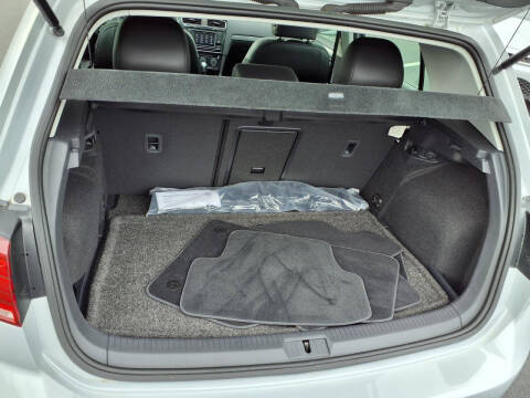 2021 Volkswagen Golf TSI