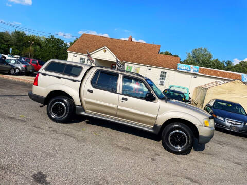 2004 Ford Explorer Sport Trac for sale at New Wave Auto of Vineland in Vineland NJ