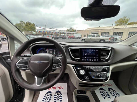 2019 Chrysler Pacifica Touring Plus