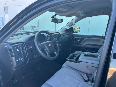 2017 Chevrolet Silverado 1500 Custom