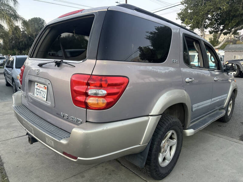 2001 Toyota Sequoia SR5