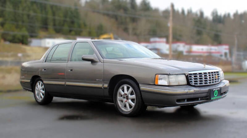 1999 Cadillac DeVille for sale at GQ Motorsports in Auburn WA