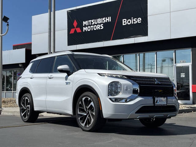 2024 Mitsubishi Outlander PHEV for sale at Axio Auto Boise in Boise, ID