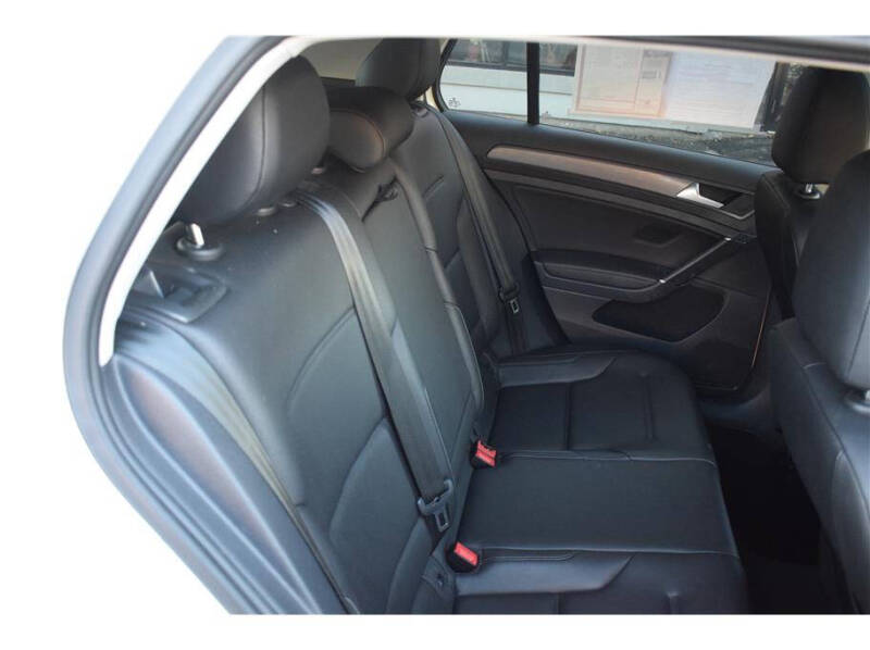 2020 Volkswagen Golf TSI