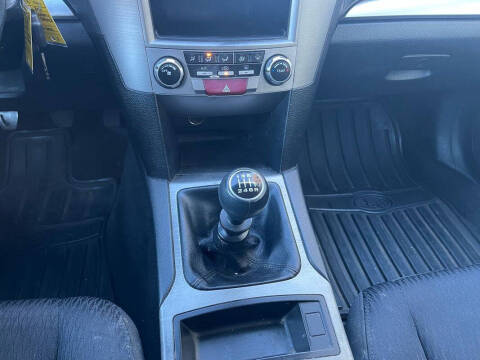 2011 Subaru Outback 2.5i