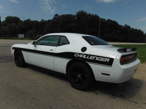 2013 Dodge Challenger SXT Plus