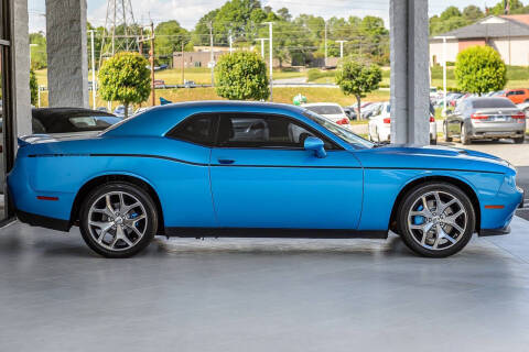 2015 Dodge Challenger SXT Plus