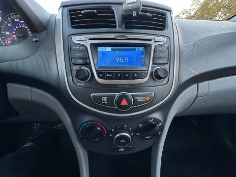 2015 Hyundai Accent GLS