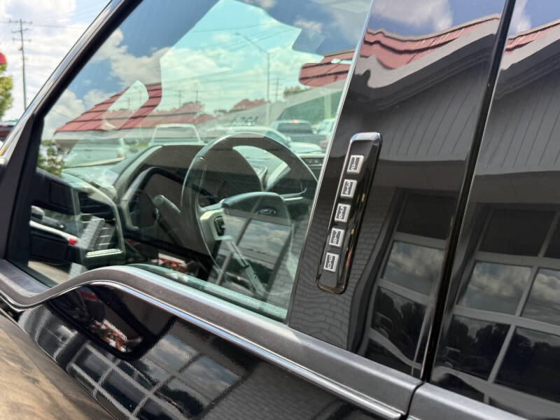 2022 Ford F-350 Super Duty Lariat