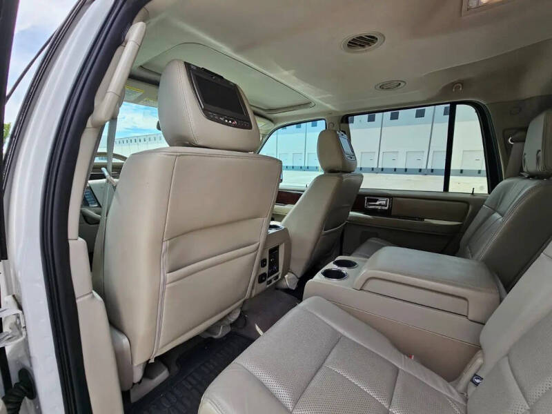 2012 Lincoln Navigator L