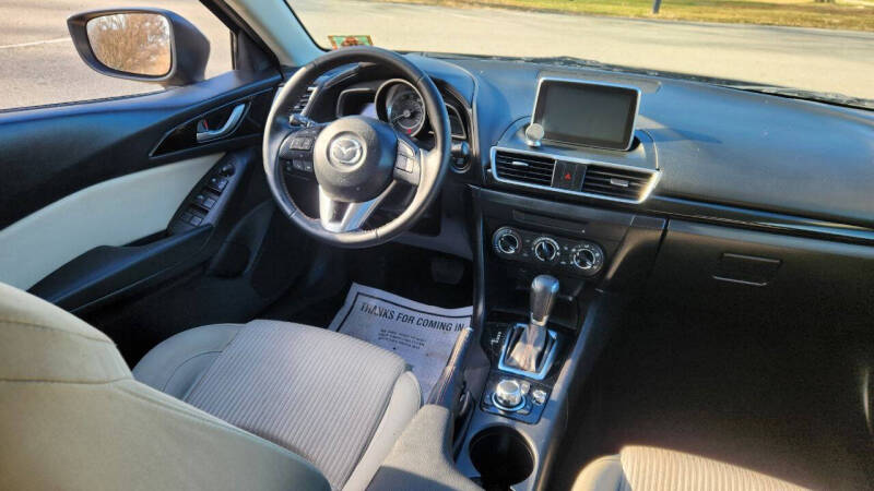 2016 Mazda MAZDA3 i Touring