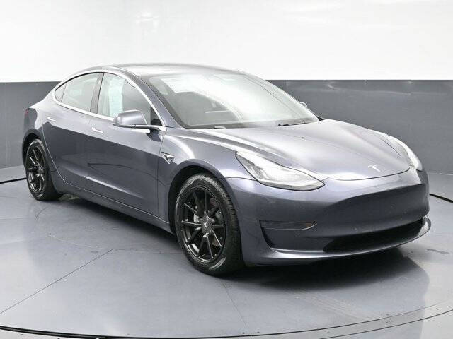 2020 Tesla Model 3 Standard Range Plus