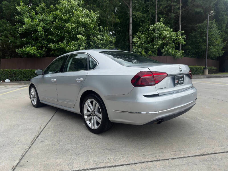 2017 Volkswagen Passat 1.8T SEL Premium