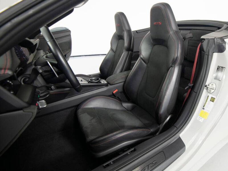 2022 Porsche 911 Carrera GTS