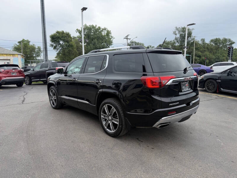 2017 GMC Acadia Denali