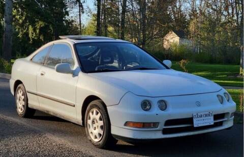 1994 Acura Integra for sale at CLEAR CHOICE AUTOMOTIVE in Milwaukie OR
