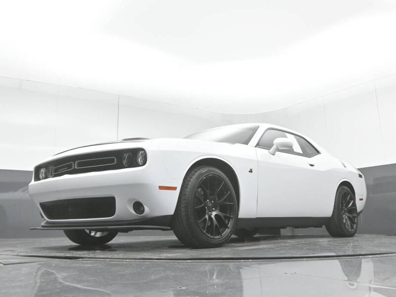 2017 Dodge Challenger R/T Plus