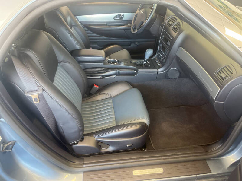 2005 Ford Thunderbird Deluxe