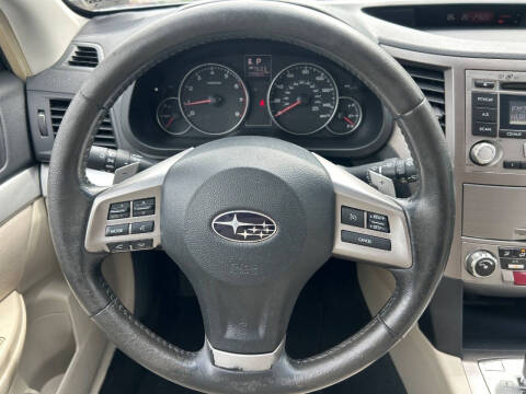 2013 Subaru Outback 2.5i Premium