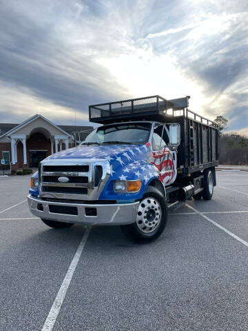 2007 Ford F-650 Super Duty for sale at Xclusive Auto Sales in Colonial Heights VA