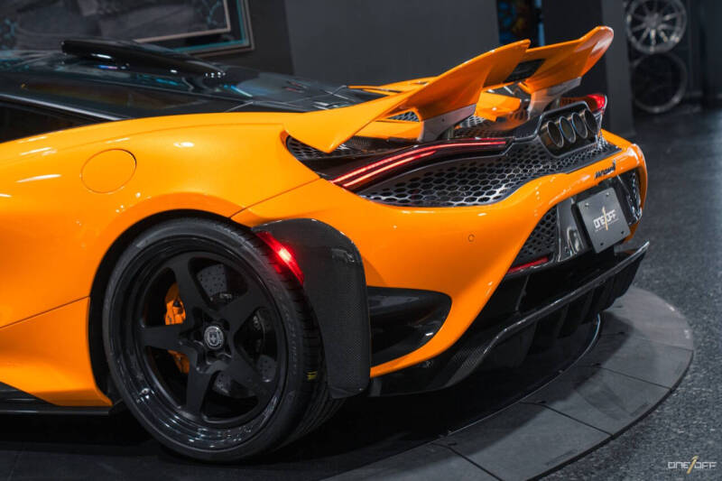 2021 McLaren 765LT