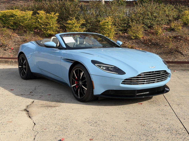 2023 Aston Martin DB11 Volante