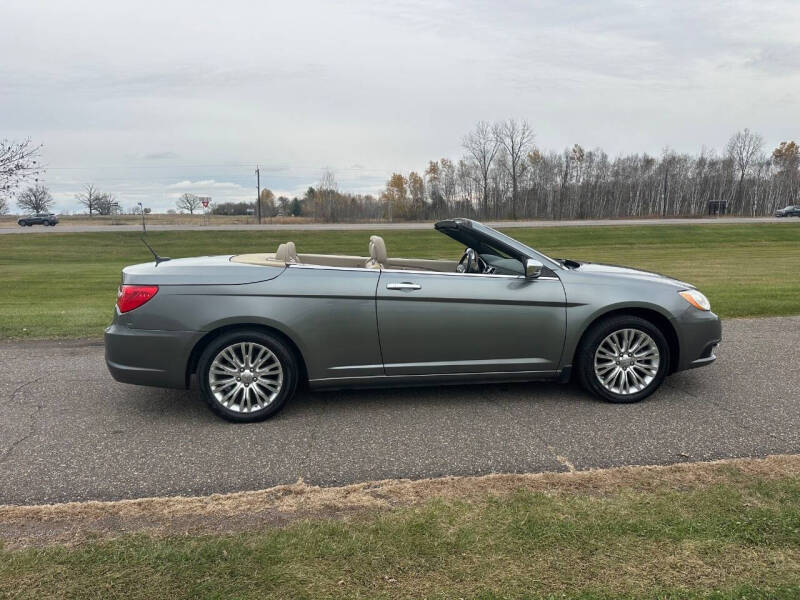 2011 Chrysler 200 Limited