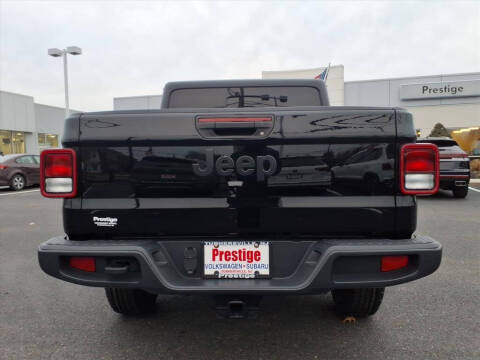 2022 Jeep Gladiator Altitude