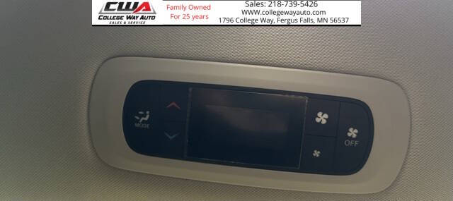 2021 Chrysler Voyager LX