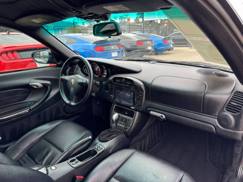 2003 Porsche 911