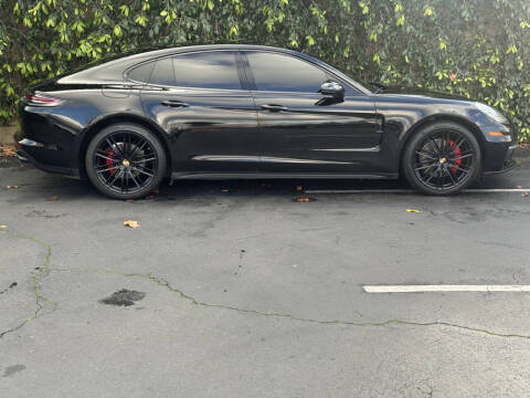 2017 Porsche Panamera 4S