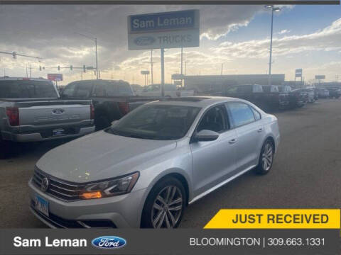 2019 Volkswagen Passat for sale at Sam Leman Ford in Bloomington IL