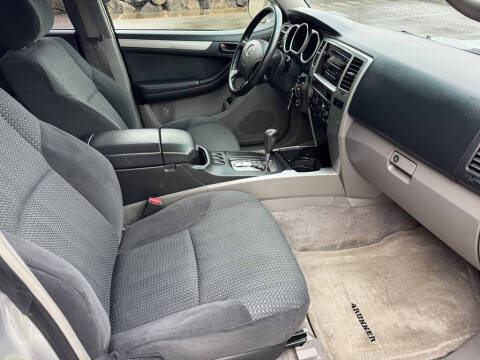 2004 Toyota 4Runner SR5