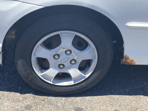 2002 Hyundai Accent GS