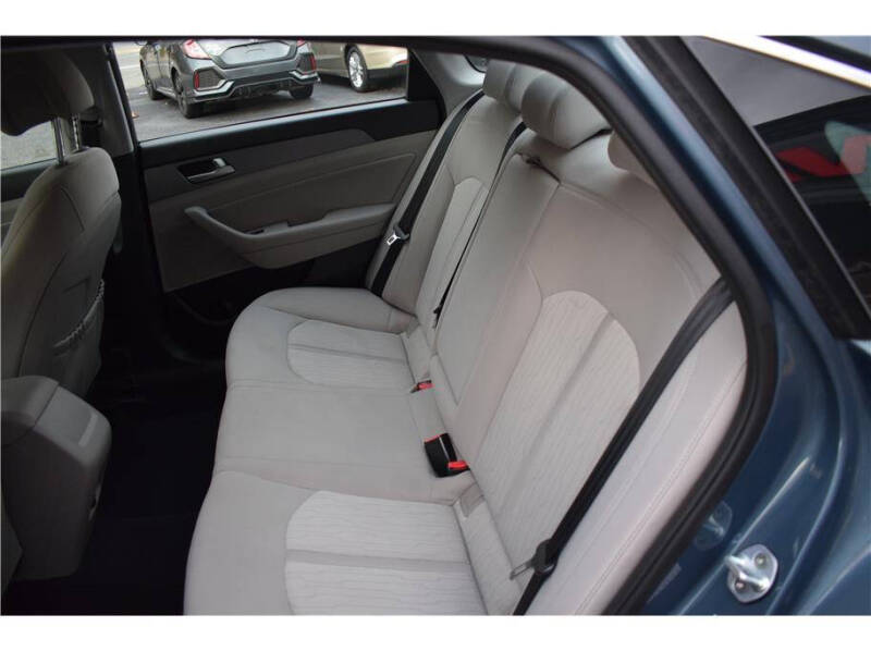 2016 Hyundai Sonata Hybrid SE