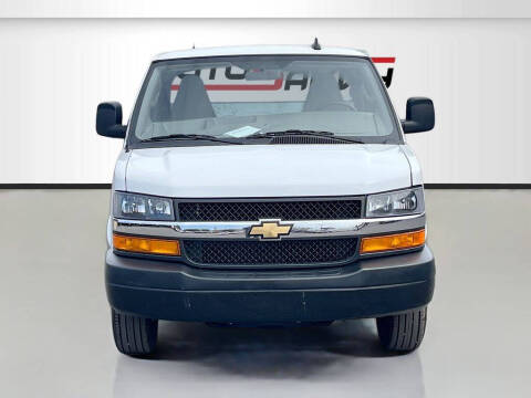 2023 Chevrolet Express 2500