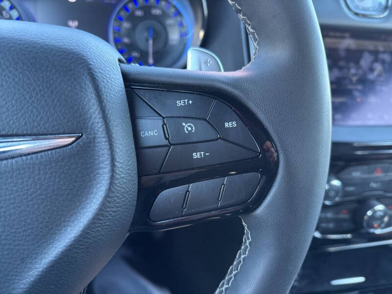 2023 Chrysler 300 S V6