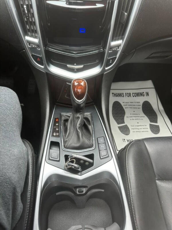 2015 Cadillac SRX Performance Collection