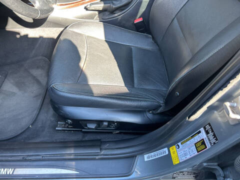 2011 BMW 3 Series 328i