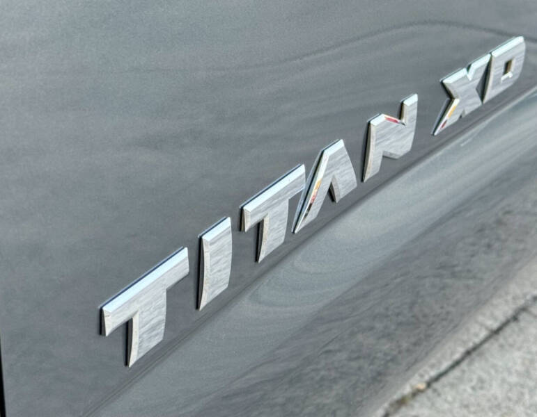 2016 Nissan Titan XD SV