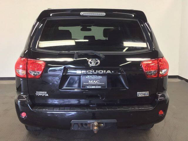 2008 Toyota Sequoia SR5