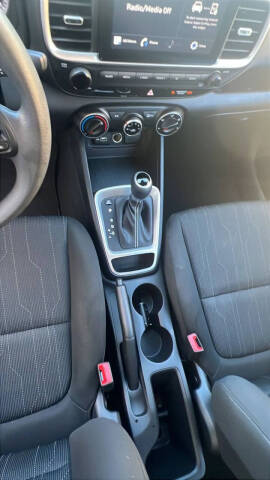 2022 Hyundai Venue SE