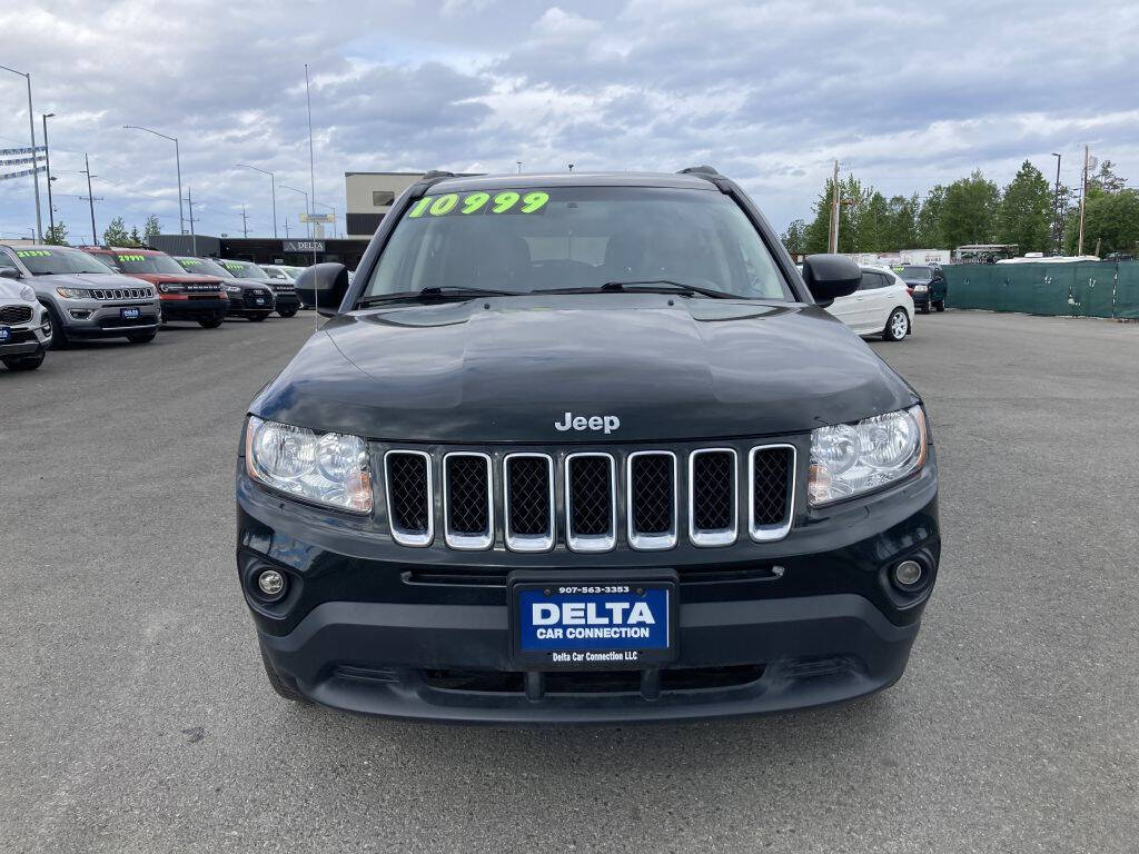 Dk. Green 2013 Jeep Compass Latitude 4x4 Latitude 4dr SUV 2
